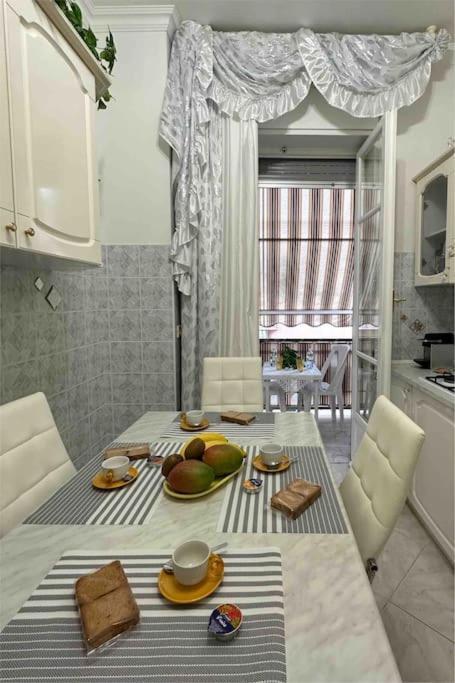 Casa Eleonora: A 5 Min Dal Mare + Free Parking Appartement Ventimiglia Buitenkant foto