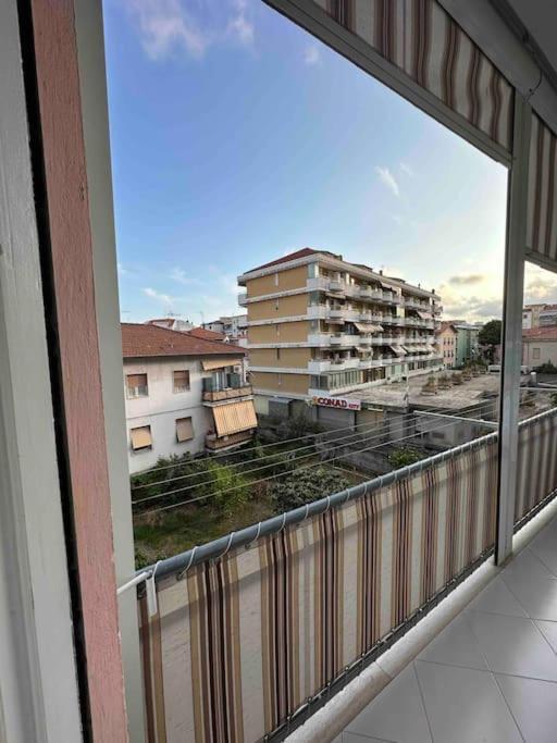 Casa Eleonora: A 5 Min Dal Mare + Free Parking Appartement Ventimiglia Buitenkant foto